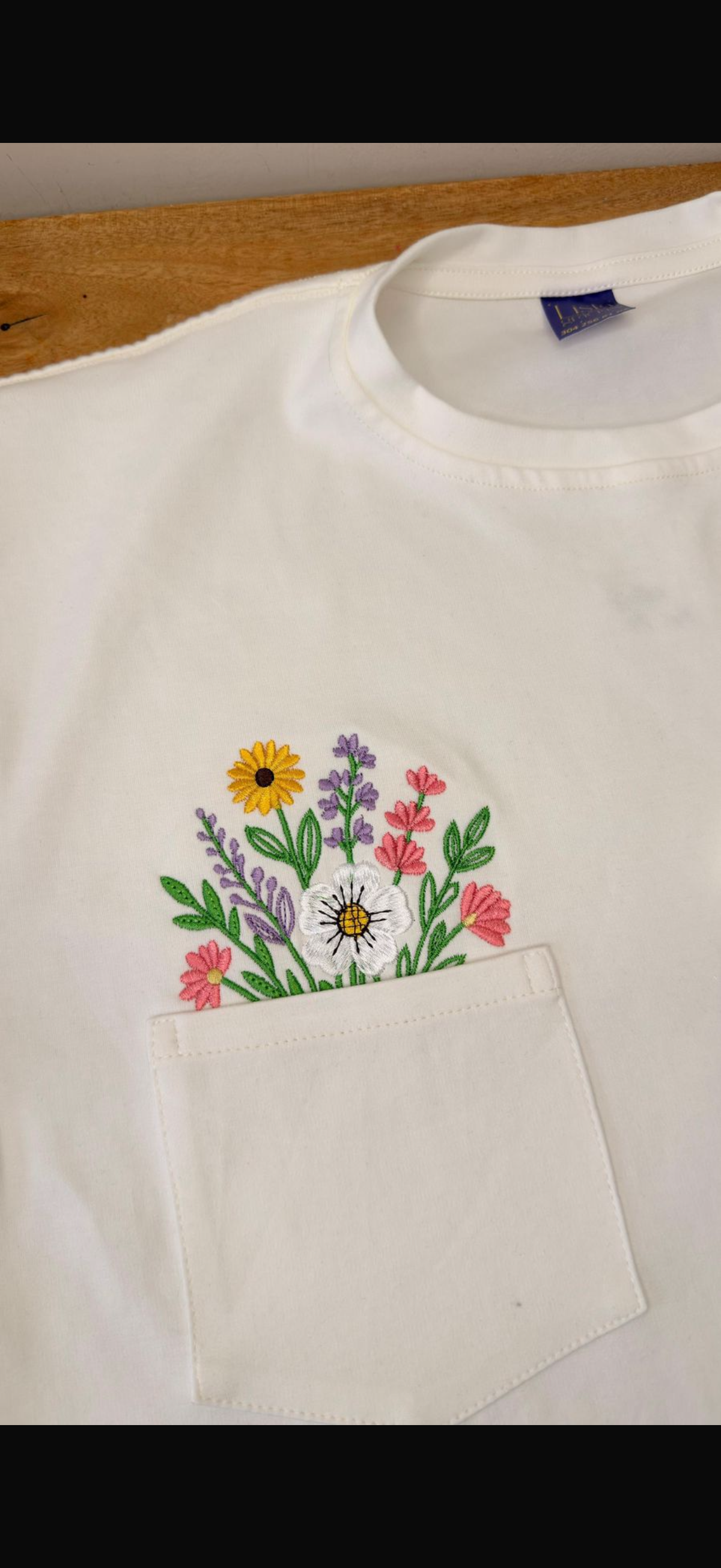 Camiseta florecer