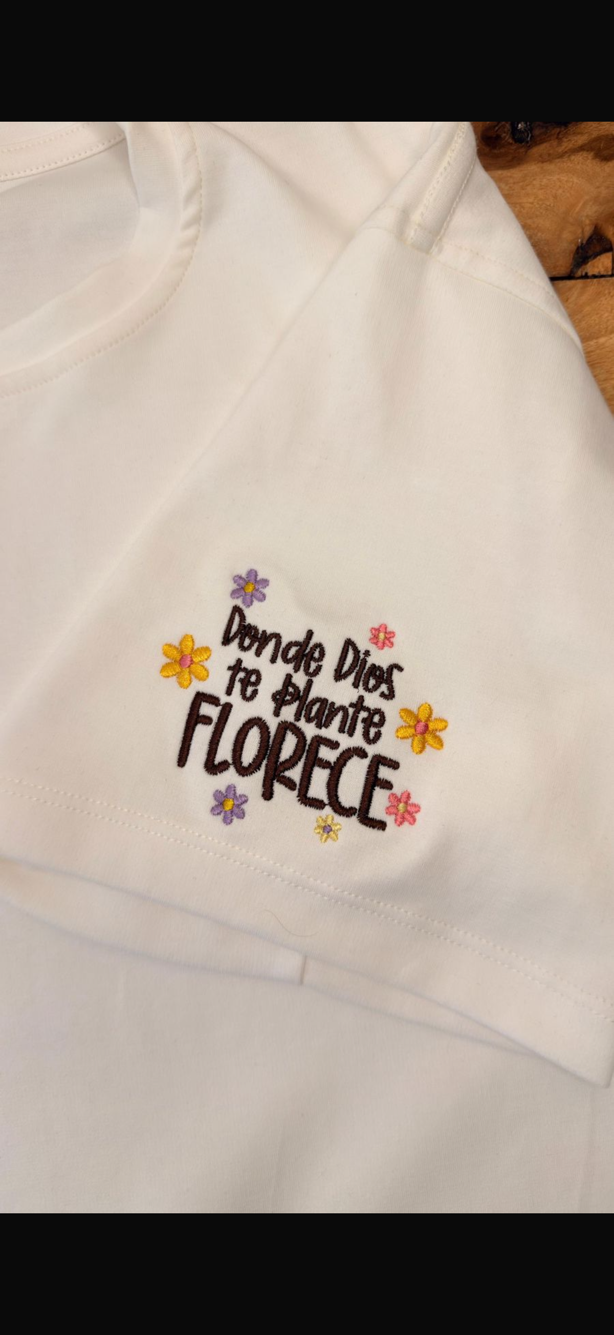 Camiseta florecer